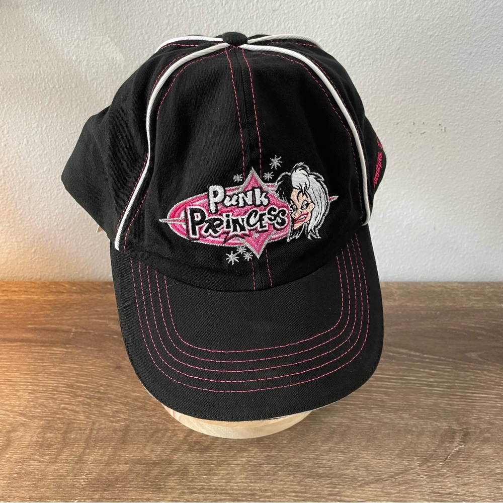 Punk Princess Cruella De Vil Black Cap - Walt Disney World NWT VINTAGE Y2K